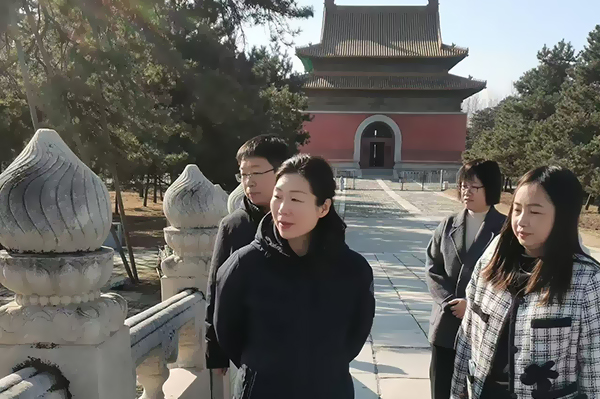 管委会主任杨梅在清西陵基层陵所调研